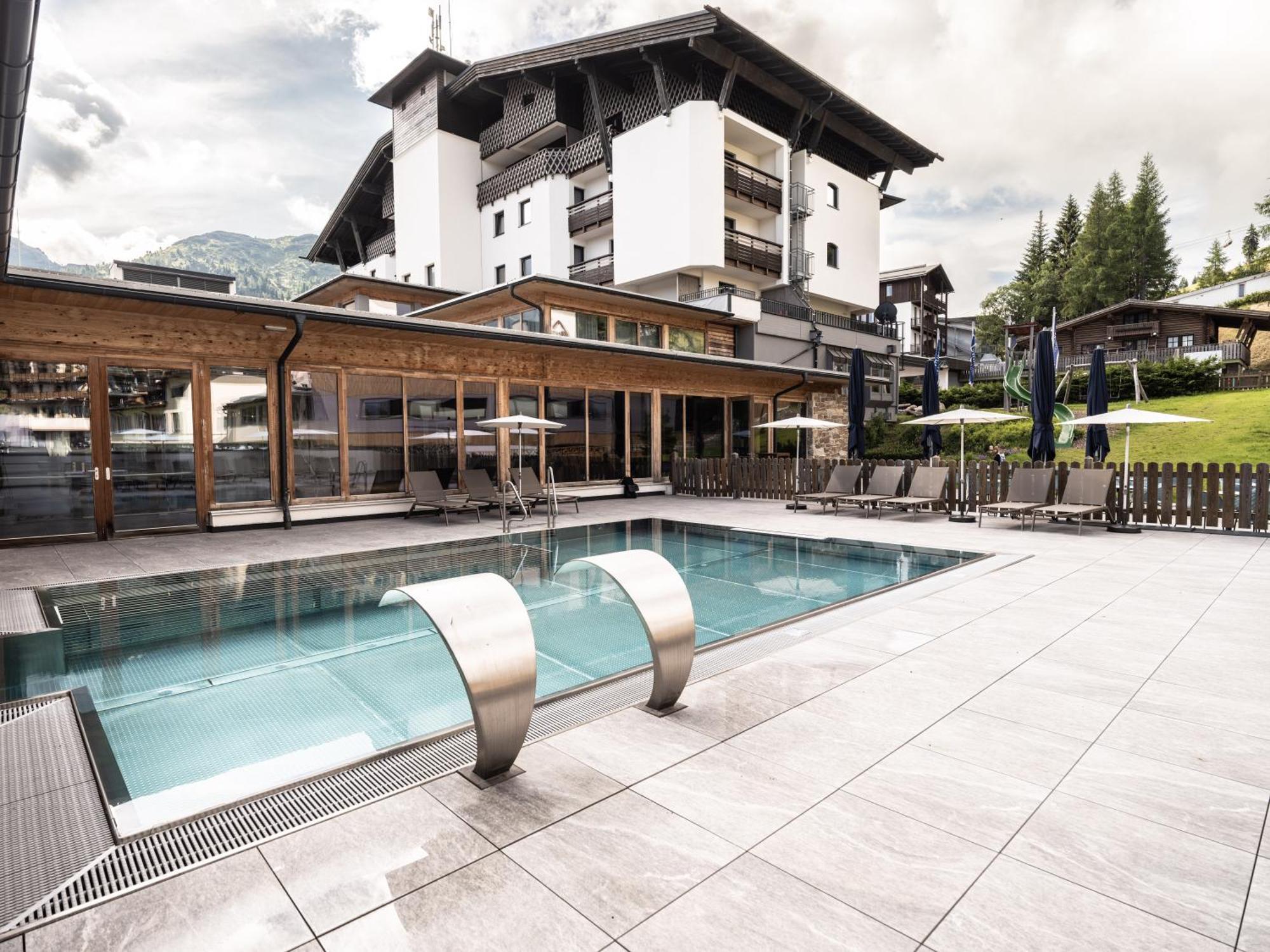 Falkensteiner Family Hotel Sonnenalpe Sonnenalpe Nassfeld Eksteriør billede